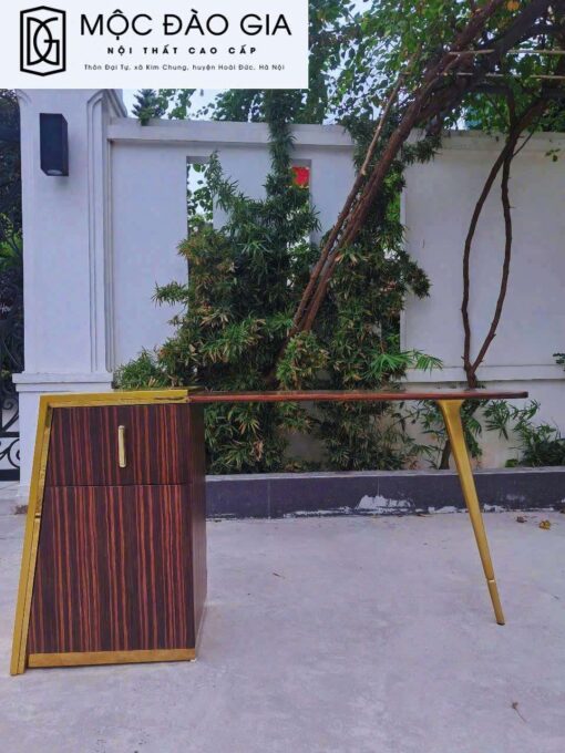 BÀN LÀM VIỆC