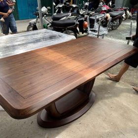 Bàn gỗ óc chó tự nhiên cao cấp, thiết kế hiện đại tại Nội thất Đào Gia