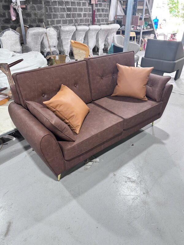 Sofa Vải Nâu Nhạt 3 Chỗ Ngồi