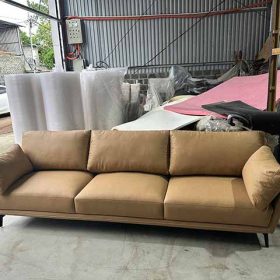 Sofa Vải Nâu Nhạt 3 Chỗ Ngồi