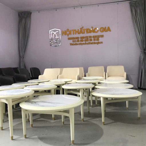 Bàn tròn mặt đá vân mây