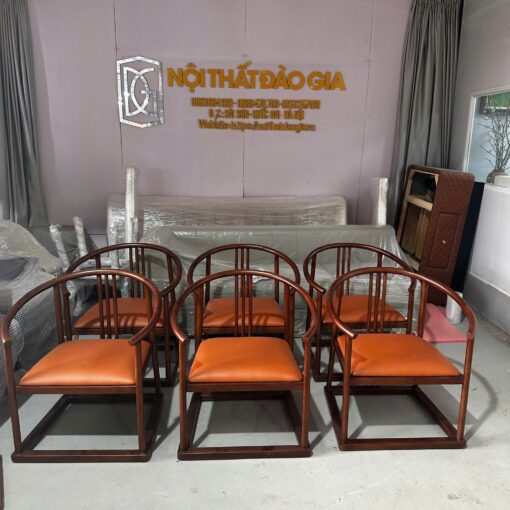 Ghế Gỗ Bọc Da